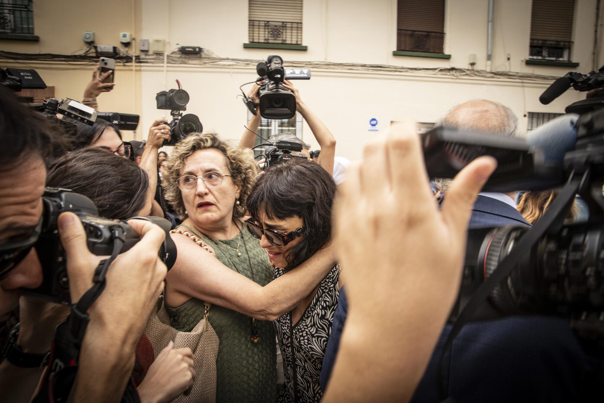 Juana Rivas Entrega Camaras 25